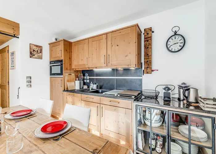 Les Balcons Etoiles - 3 Pieces Pour 6 Personnes Mae-8893 *